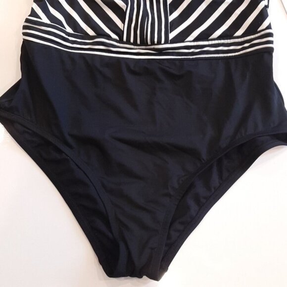 JANTZEN One Piece Swimsuit Striped Halter Keyhole Slimming Tummy Control Padded - Picture 7 of 13